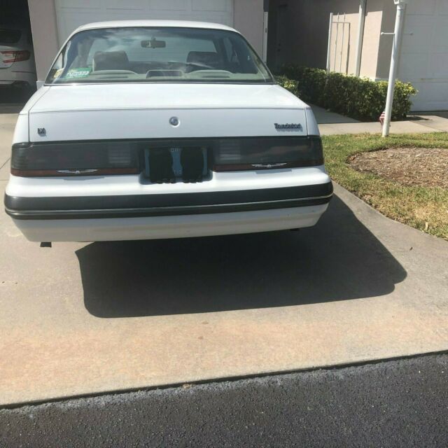 1988 White Ford Thunderbird Coupe