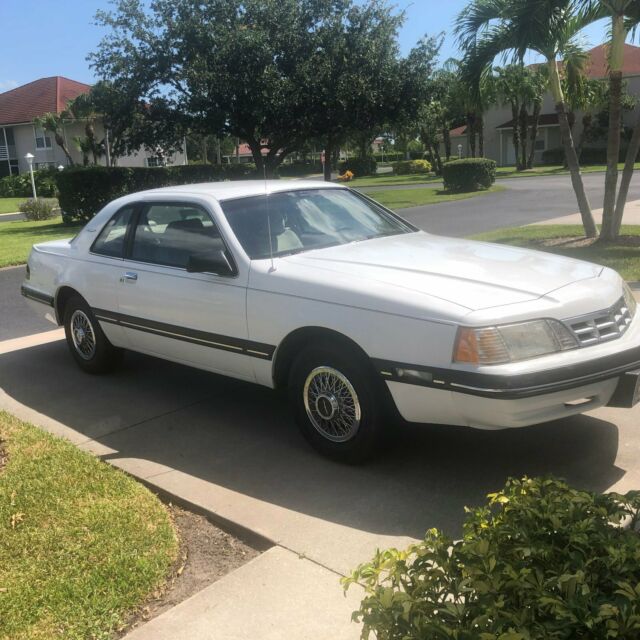 1988 White Ford Thunderbird Coupe