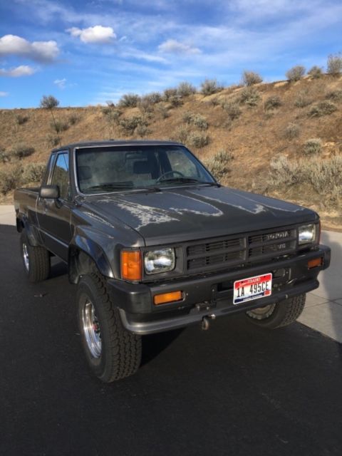 1988 Gray Toyota Other Extended Crew Cab Pickup