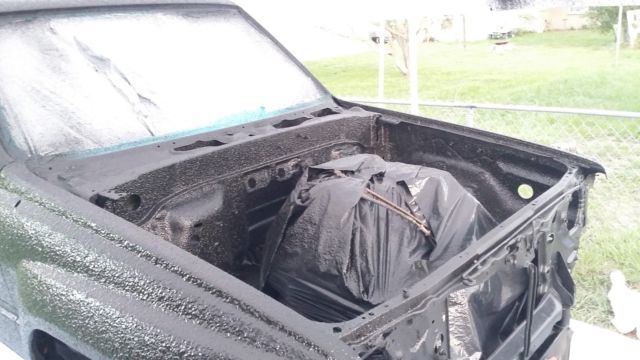 1988 black Toyota Pickup xtra cab