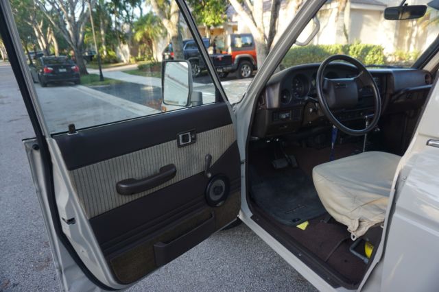 1988 Mojave Sand Toyota Land Cruiser