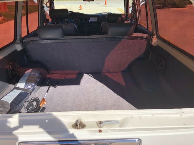 1988 White Toyota Land Cruiser SUV