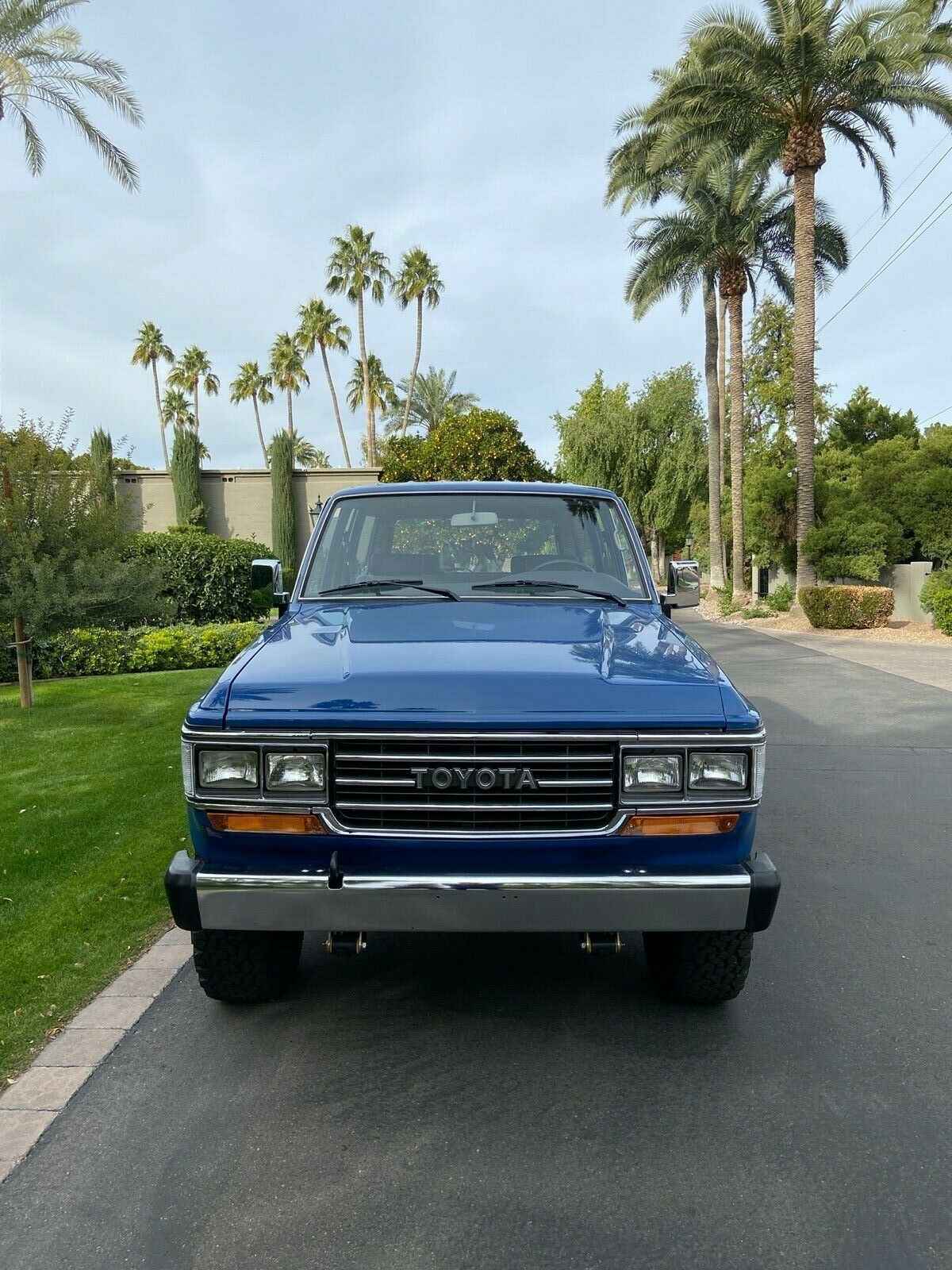 1988 Blue Toyota Land Cruiser