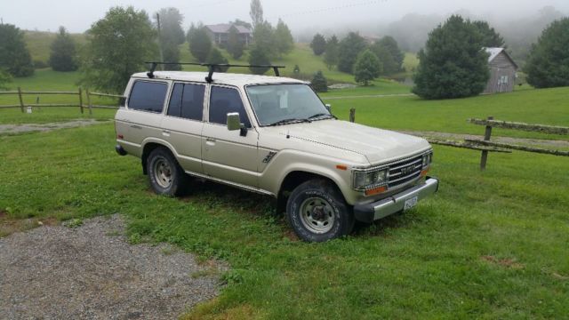 1988 Gold Toyota Land Cruiser SUV