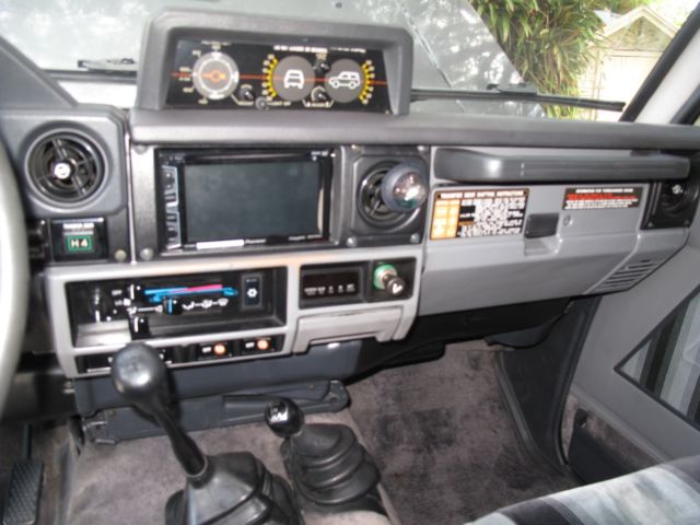 1980 Blue Toyota Land Cruiser 2D