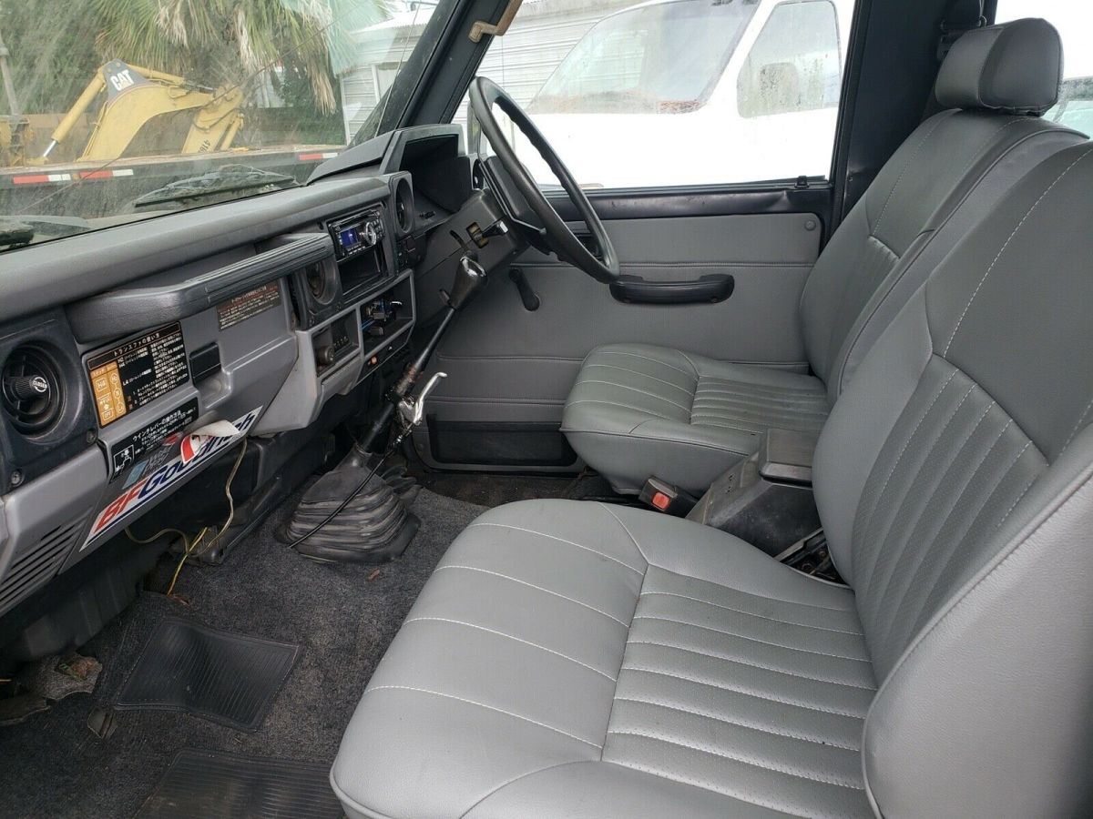 1988 Green Toyota Land Cruiser