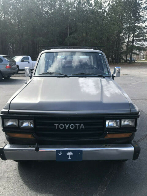 1988 Gray Toyota Land Cruiser SUV