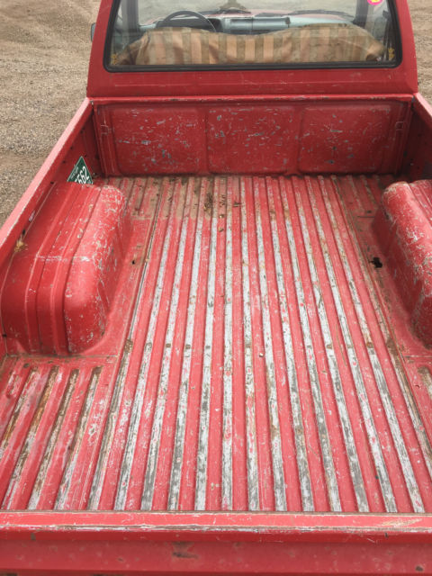 1988 RED Toyota PICKUP Pickup