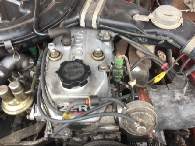 1988 RED Toyota PICKUP Pickup