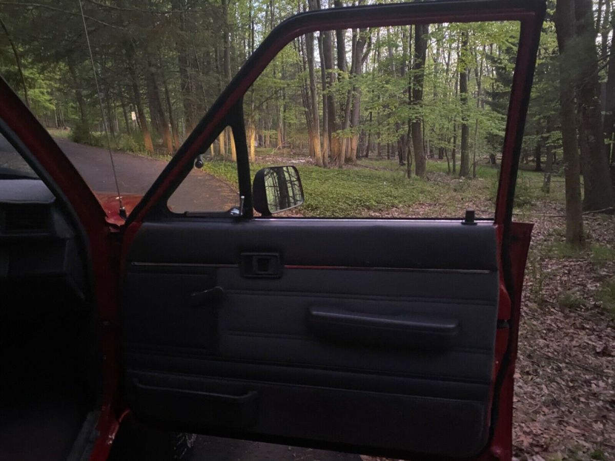 1988 Red Toyota Pickup Extended Cab Pickup