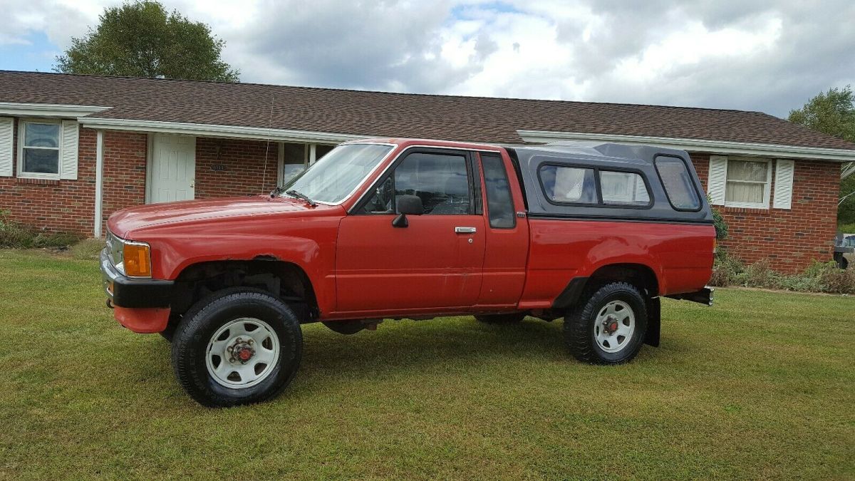 1988 Red Toyota Pickup Extended Cab Pickup