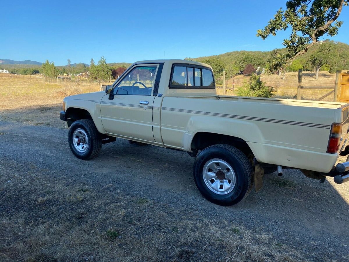 1988 Tan Toyota Pickup Standard Cab Pickup