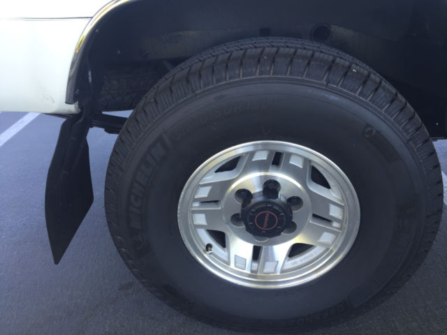 1988 White Toyota Other Standard Cab Pickup