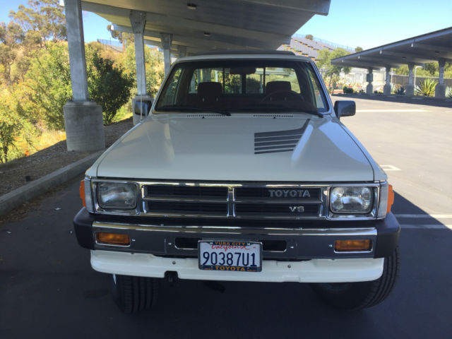 1988 White Toyota Other Standard Cab Pickup