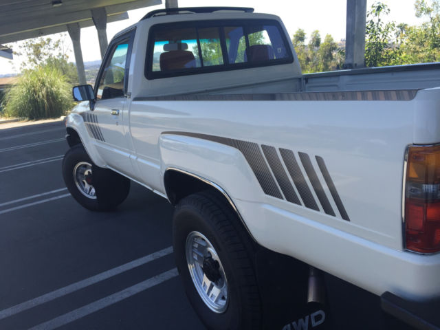 1988 White Toyota Other Standard Cab Pickup