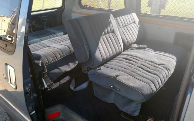1988 Blue Toyota Other Van Camper