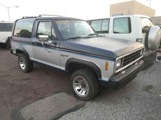 1988 Blue Ford Bronco II