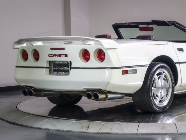 1988 White Chevrolet Corvette Convertible