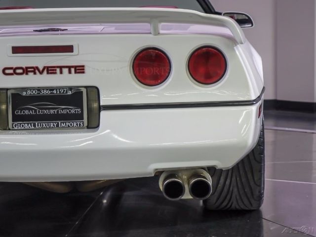 1988 White Chevrolet Corvette Convertible
