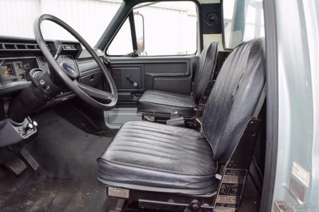 1988 Gray Ford F600 Other