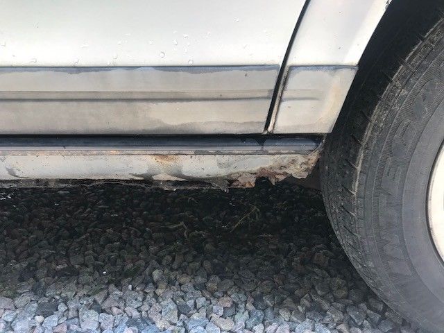 1988 Silver Volvo 240 Wagon