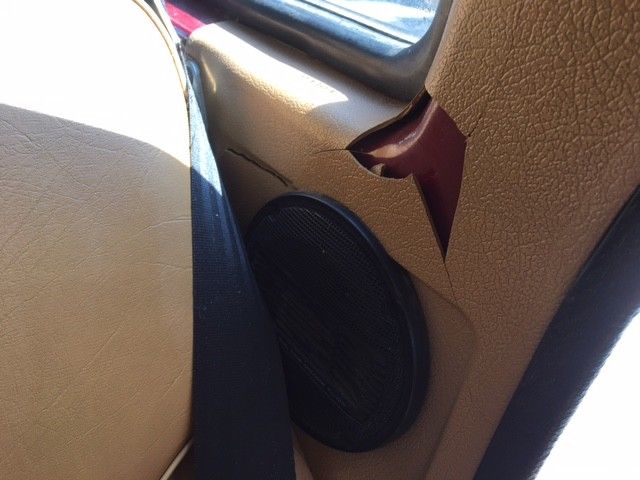 1988 Red Volvo 240 Wagon