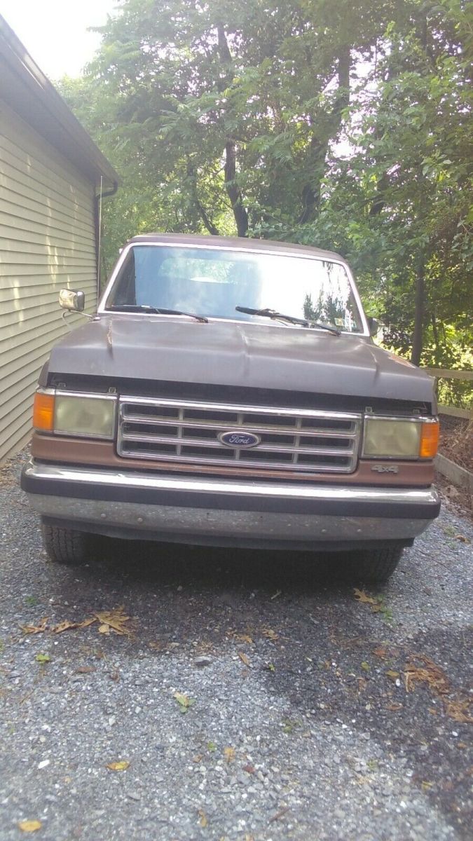 1988 Brown Ford Bronco SUV