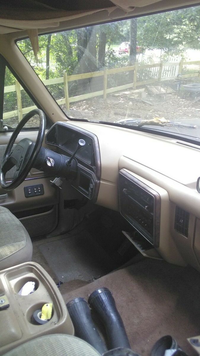 1988 Brown Ford Bronco SUV