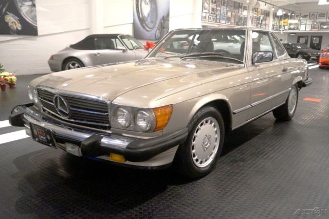 1989 Tan Mercedes-Benz 500-Series Convertible
