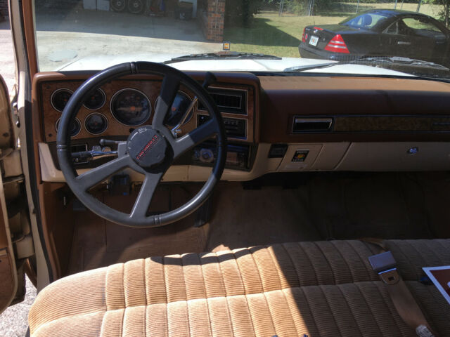 1989 Tan Chevrolet Suburban SUV