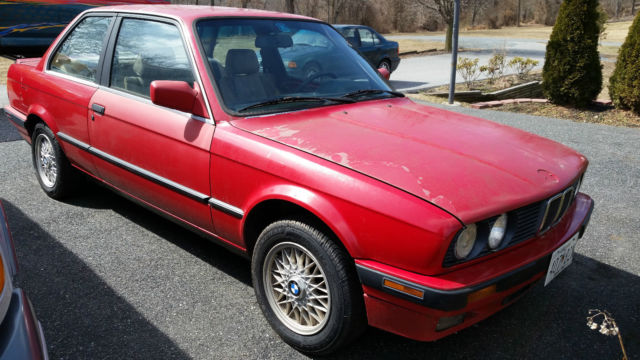 1989 Red BMW 3-Series Coupe
