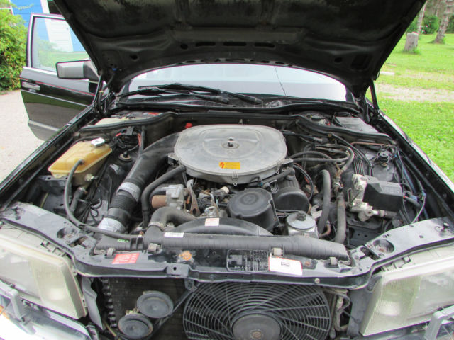 1989 Black Mercedes-Benz S-Class Sedan