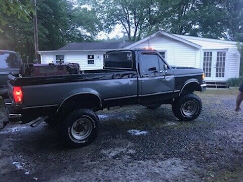 1989 BLACK AND GRAY Ford F-250 Standard Cab Pickup