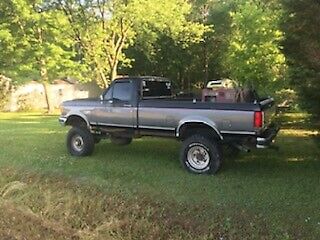 1989 BLACK AND GRAY Ford F-250 Standard Cab Pickup