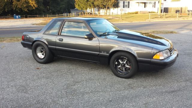 1989 Gray Ford Mustang Coupe