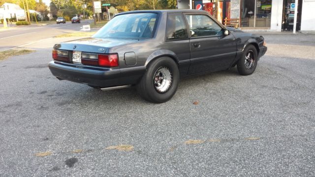 1989 Gray Ford Mustang Coupe