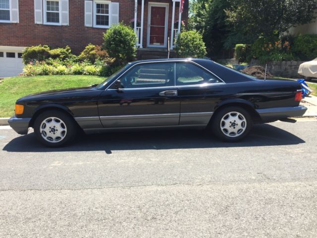 1989 Black Mercedes-Benz 500-Series Coupe
