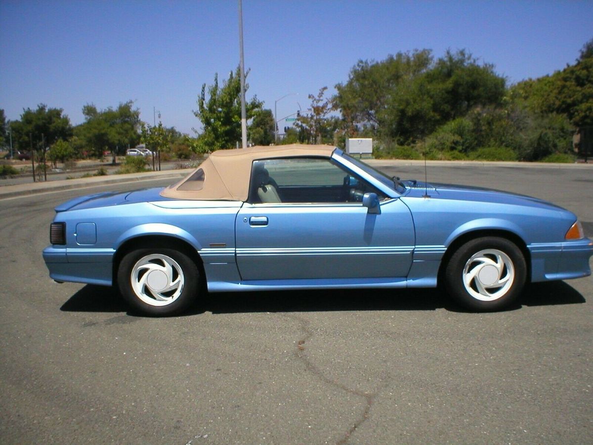 1989 Paris Blue Ford Mustang Sedan