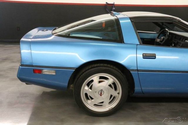 1989 Blue Chevrolet Corvette Hatchback