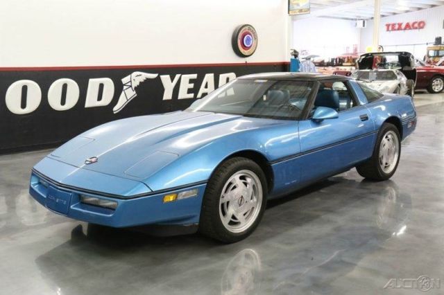 1989 Blue Chevrolet Corvette Hatchback