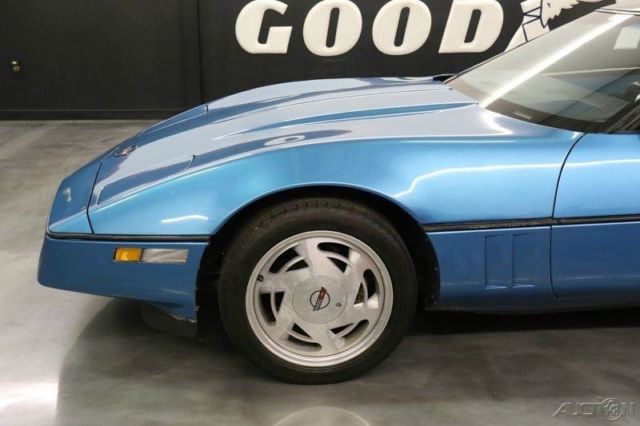 1989 Blue Chevrolet Corvette Hatchback