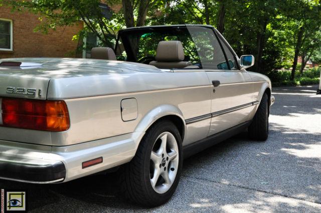 1989 Tan Beige BMW 3-Series Convertible