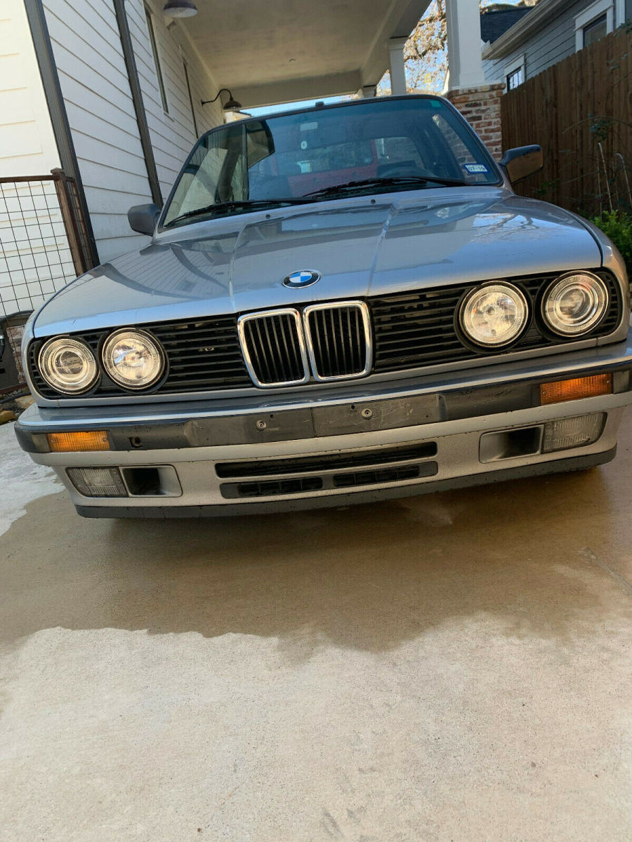 1989 grey blue BMW 3-Series Coupe