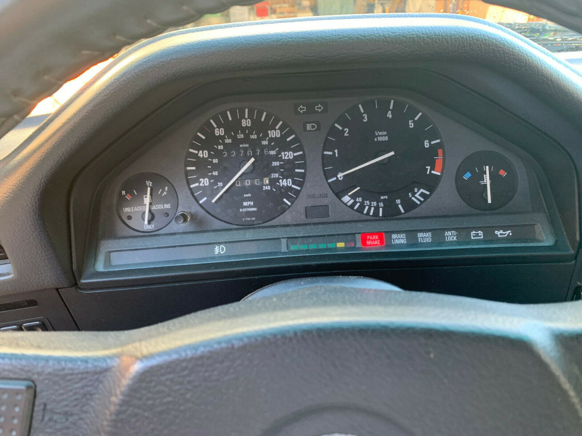 1989 grey blue BMW 3-Series Coupe