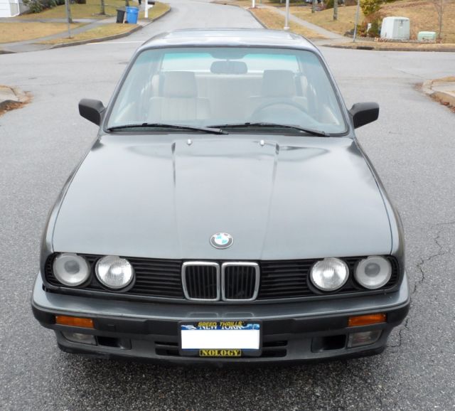 1989 Gray BMW 3-Series Sedan