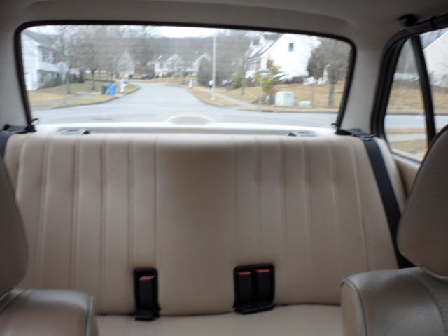 1989 Gray BMW 3-Series Sedan