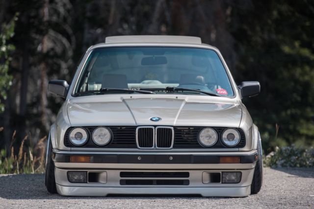 1989 Bronzit Beige BMW 3-Series Sedan