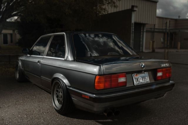 1989 BMW 3-Series