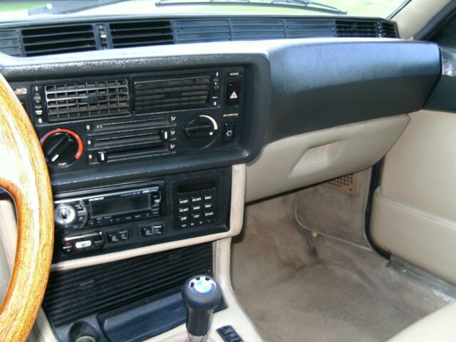 1989 Tan BMW 6-Series Coupe