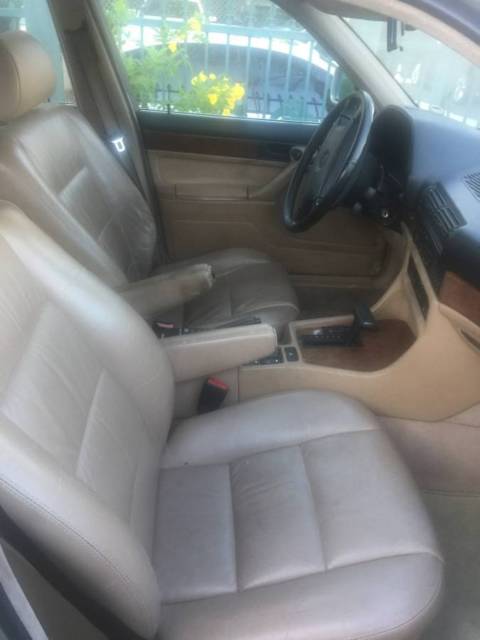 1989 Gold BMW 7-Series Sedan